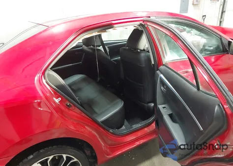 2015 Toyota Corolla S Plus z USA, uszkodzony, nr VIN 2T1BURHE7FC312865